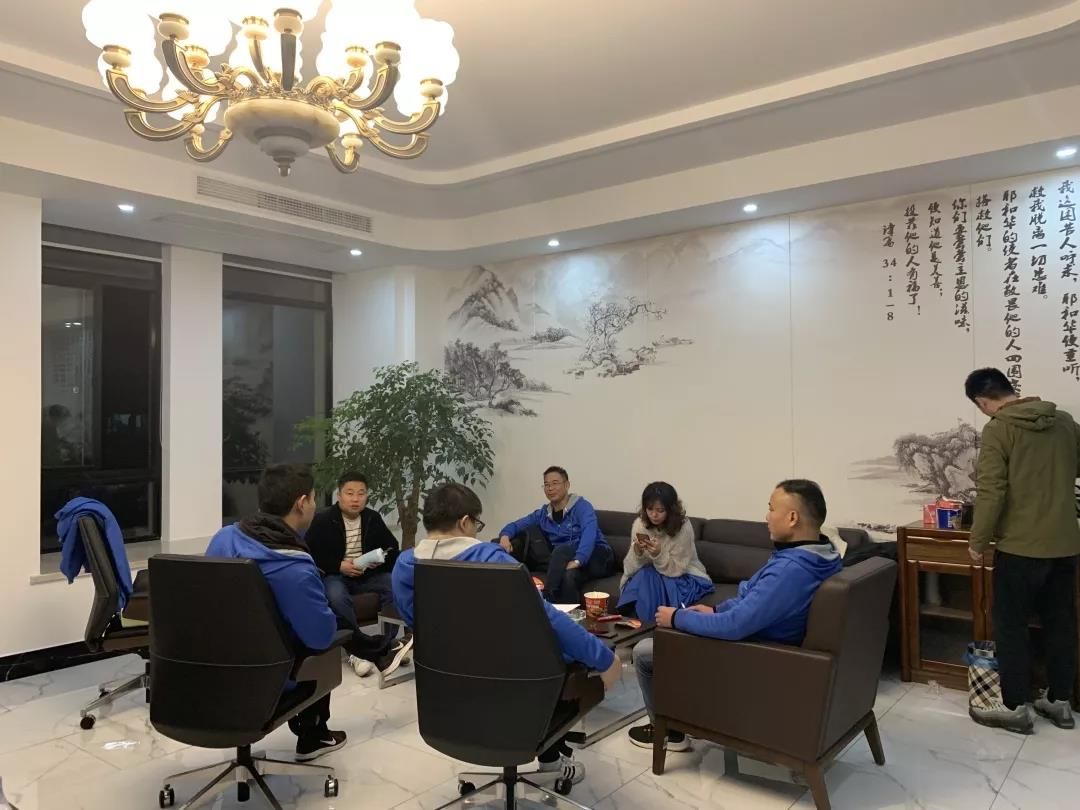 1583398344529767kb5f.jpg 瀝青瓦28.jpg