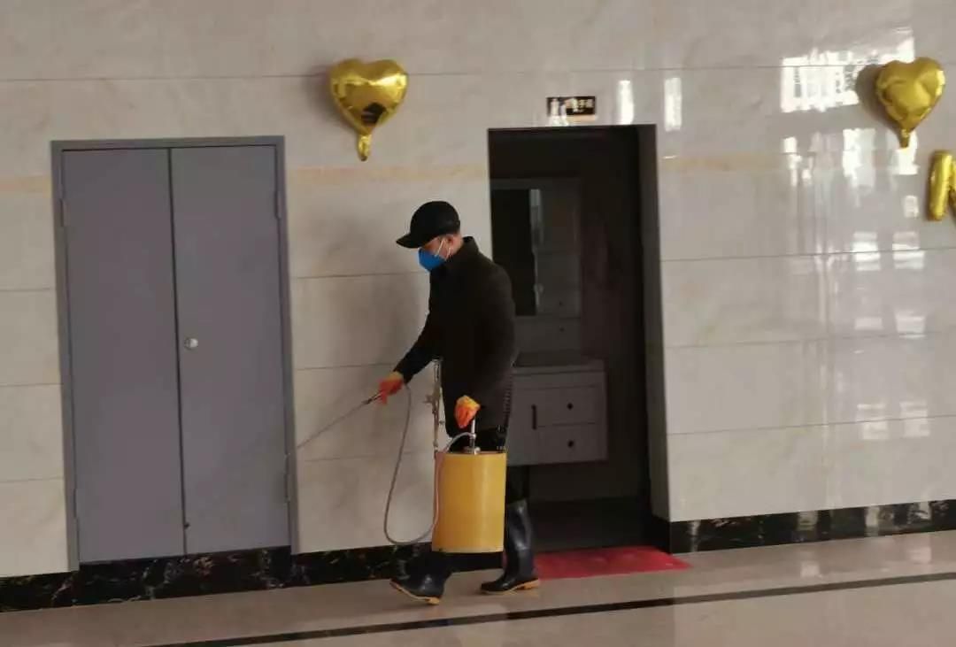 1583459002378752Gt3y.jpg 瀝青瓦3.jpg